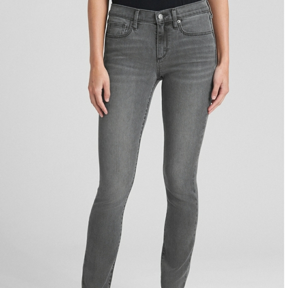 Gap true skinny dark grey Jean size 33L - Picture 1 of 3